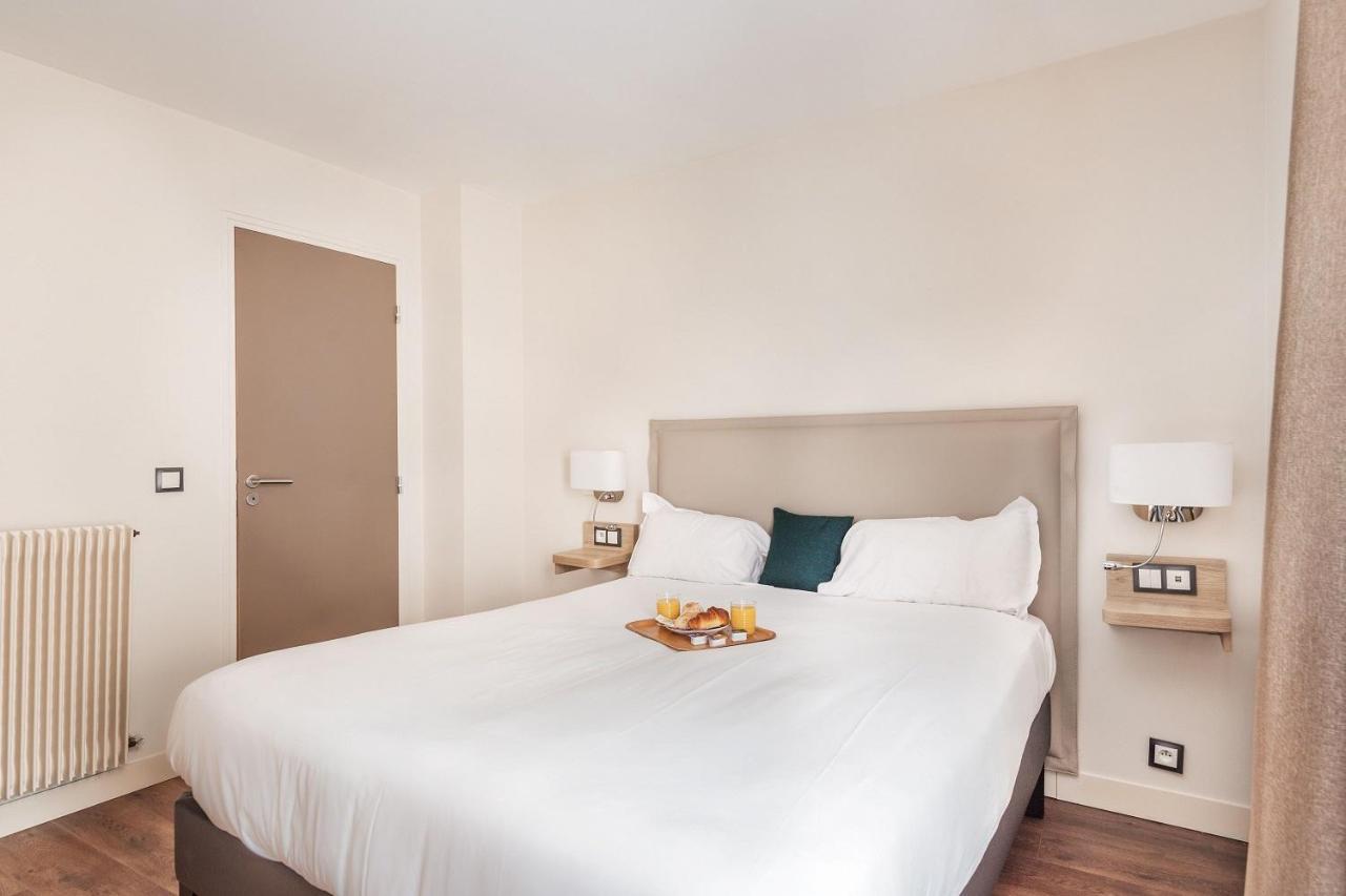 Courcelles Mederic Hotel Paris Exterior photo