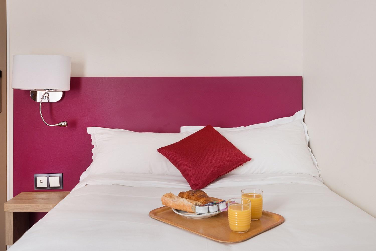 Courcelles Mederic Hotel Paris Exterior photo