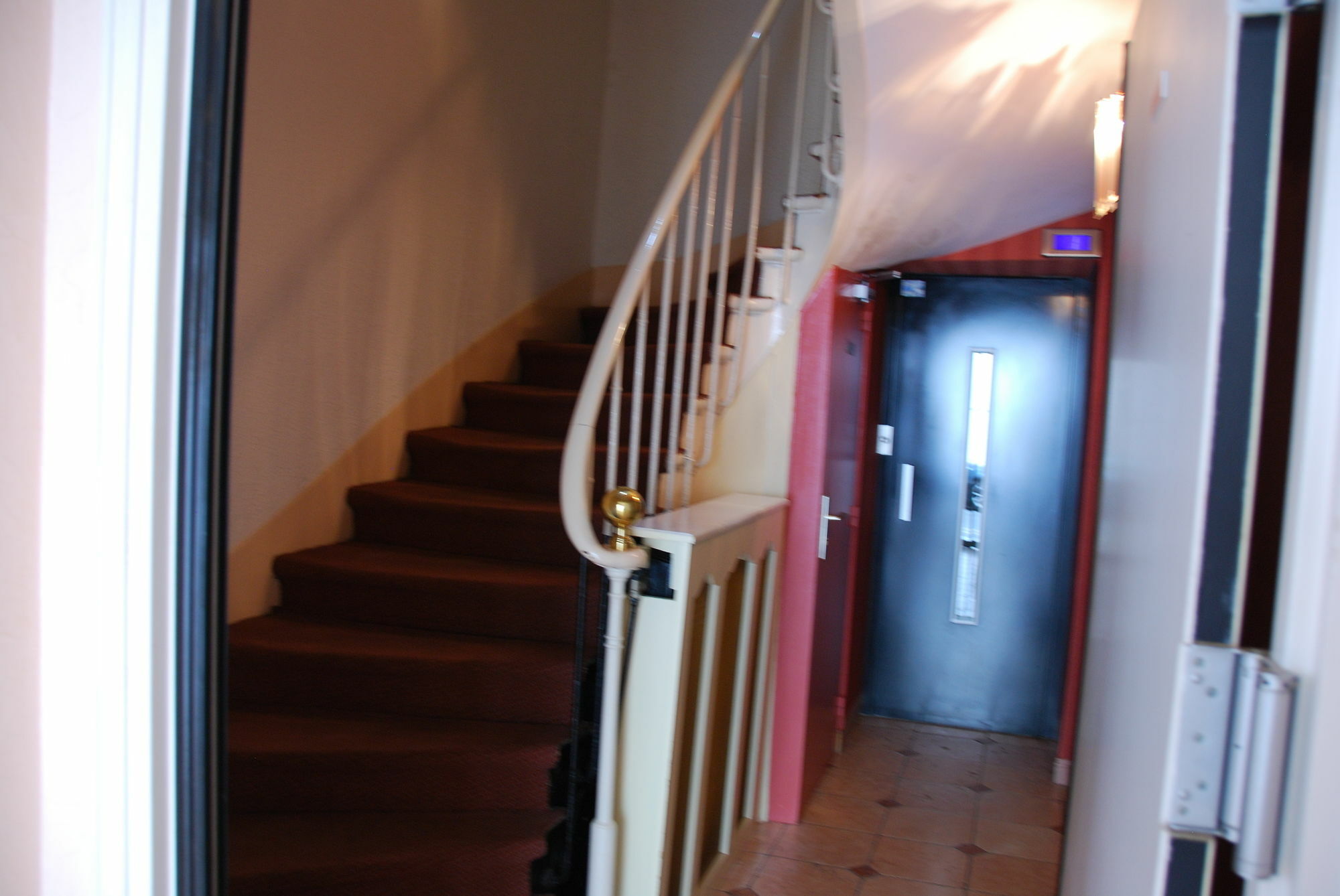 Courcelles Mederic Hotel Paris Exterior photo