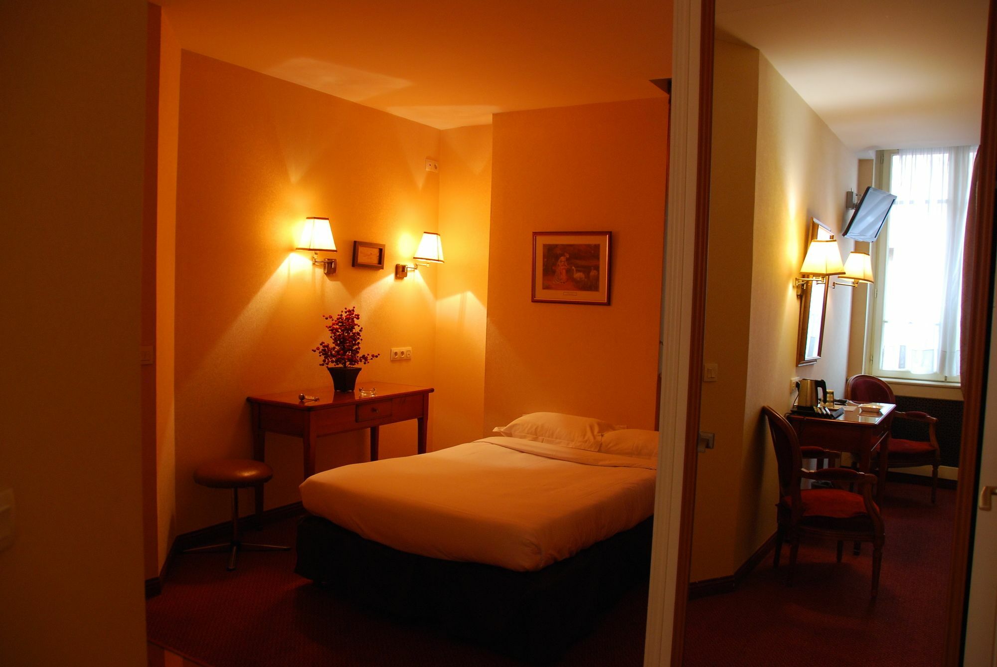 Courcelles Mederic Hotel Paris Exterior photo