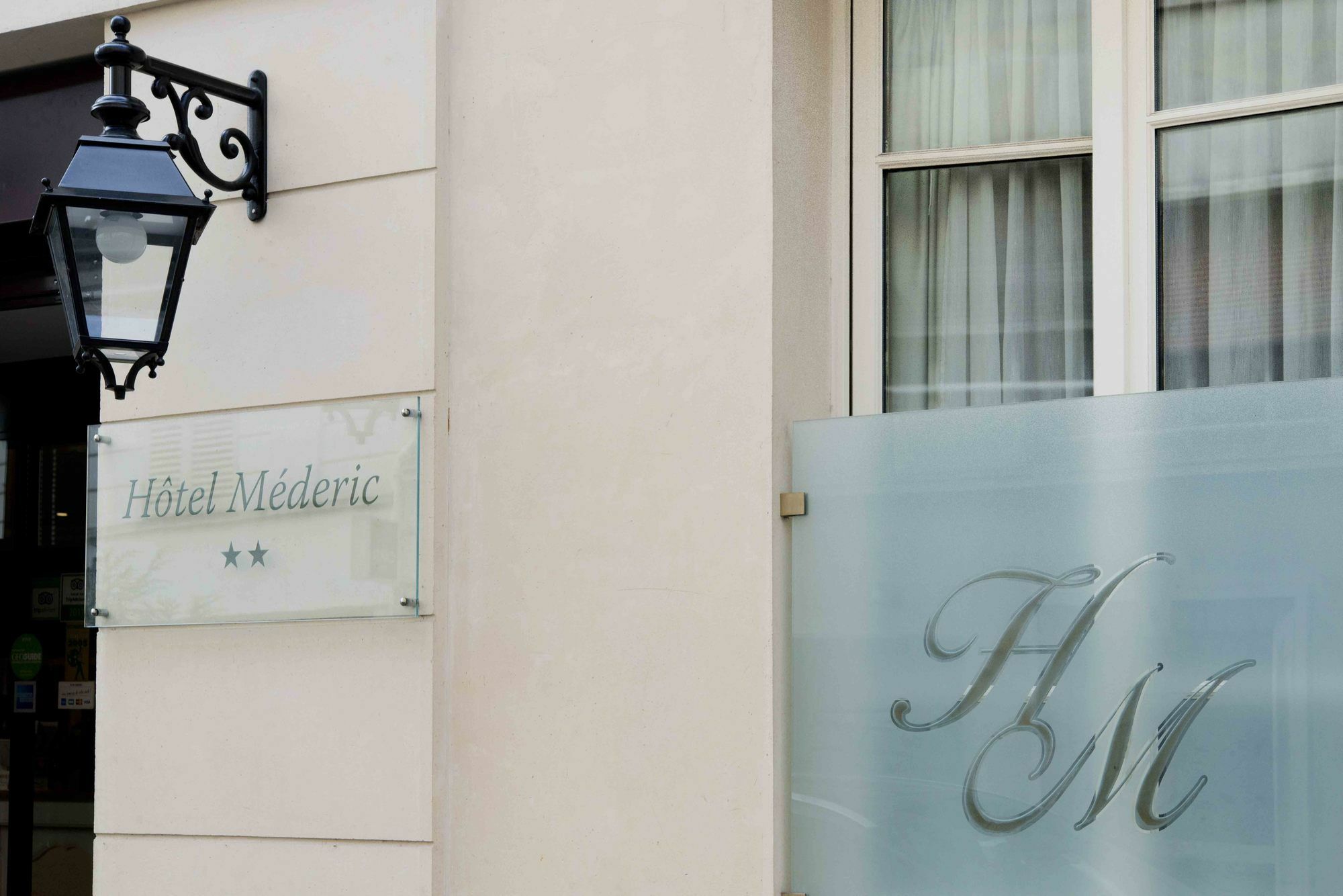 Courcelles Mederic Hotel Paris Exterior photo